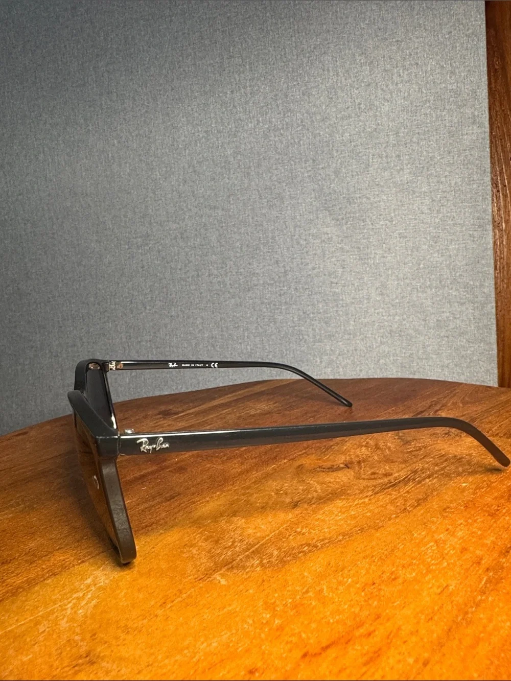Used RayBan RB4387 601/71 56-18-145
